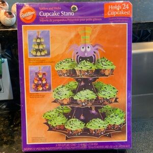 Wilton Halloween Spiders and Webs Cupcake Stand - Black and Purple